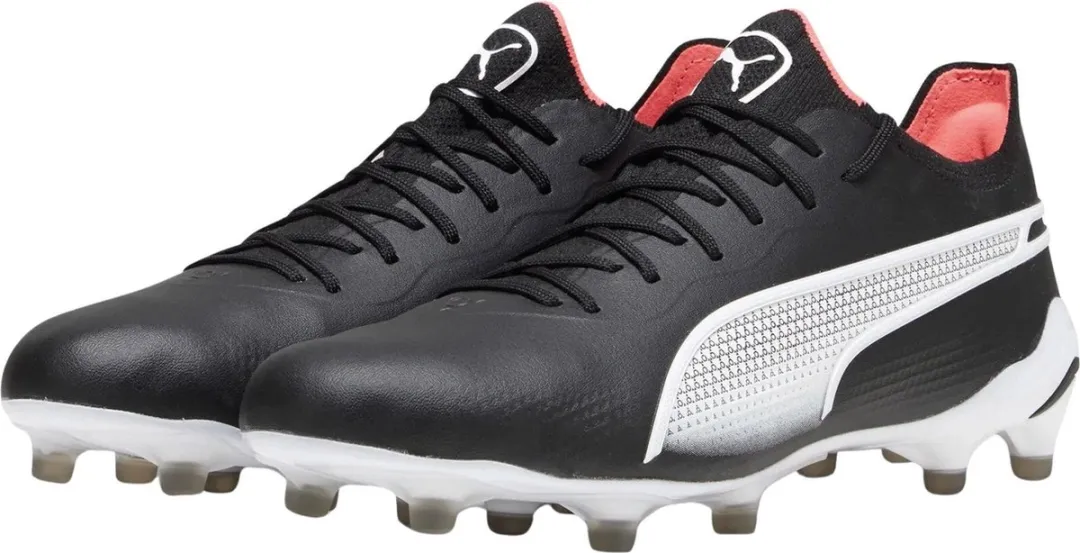 PUMA King Ultimate Voetbalschoenen FG/AG 46 - Zwart/Wit
