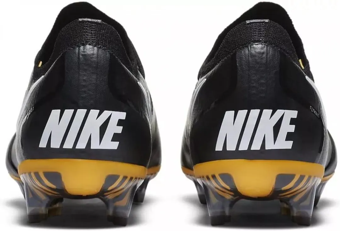 Nike Phantom GT Elite FG Voetbalschoenen - Maat 38.5 - Zwart/Goud