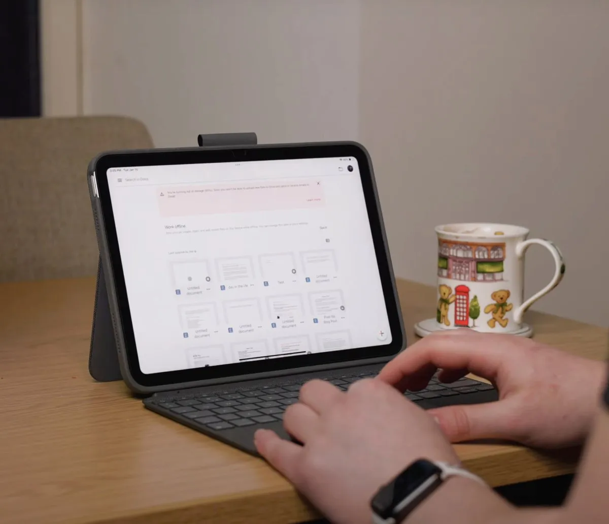 Logitech Combo Touch voor iPad 10e Gen - 920-011437 - Grijs