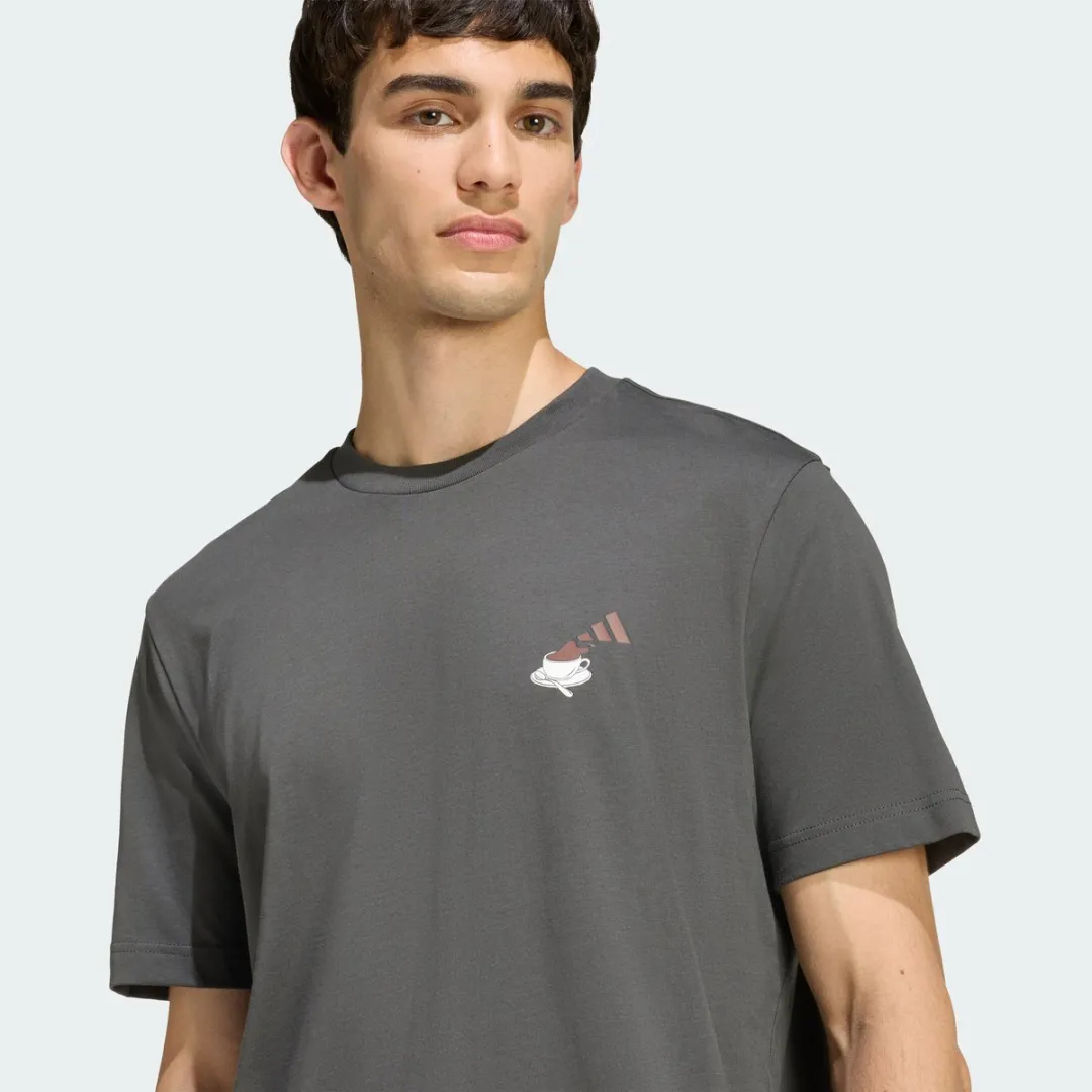 adidas COFFEE CAFE CHEESECAKE Graphic T-shirt - Heren Grijs