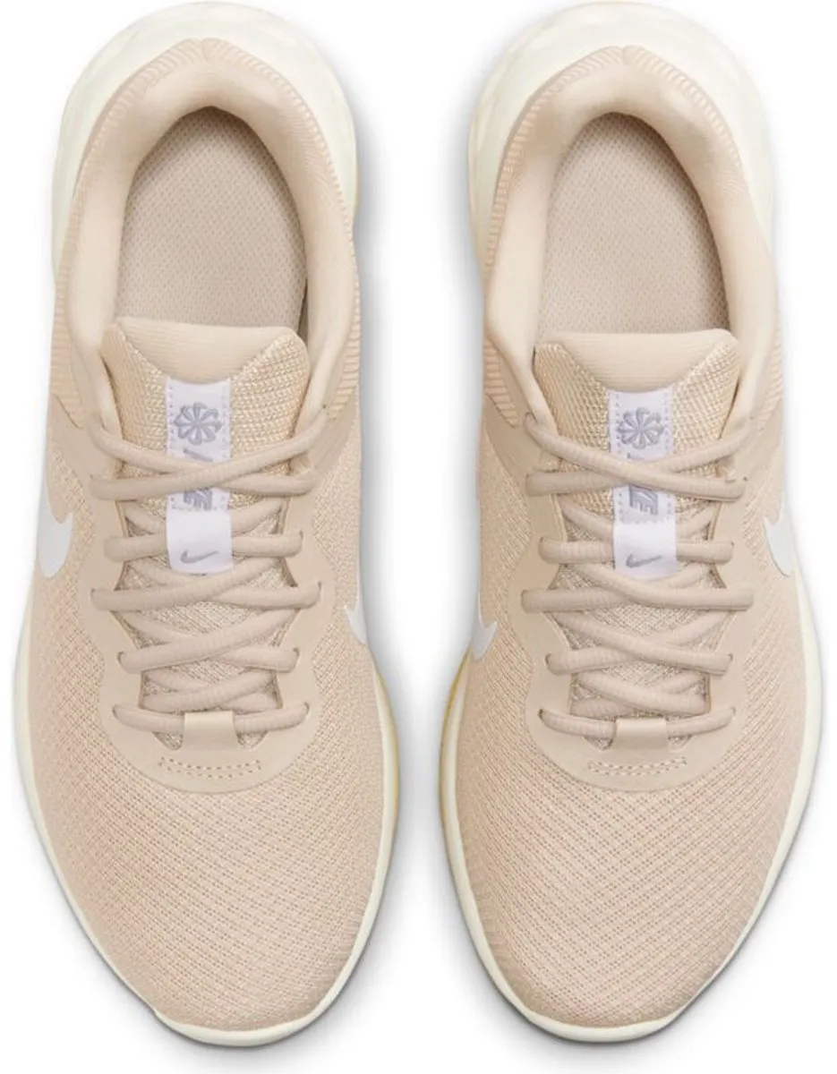 Nike Revolution Hardloopschoenen Dames 37.5 - Beige