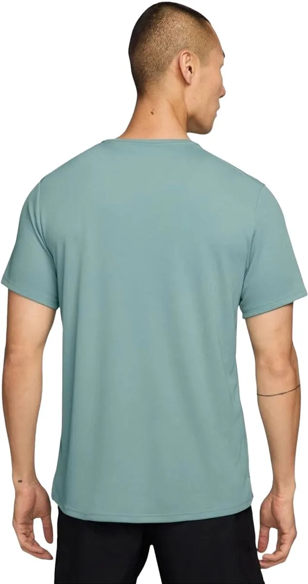 Nike Miler Winterized T-shirt M - Groen