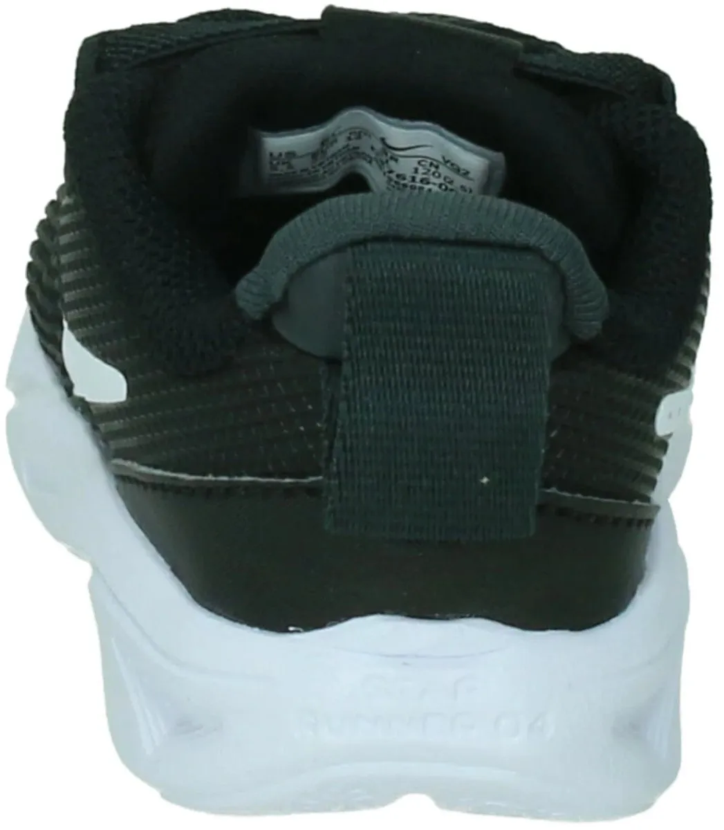 Nike Star Runner 4 Schoenen - Maat 21 - Zwart