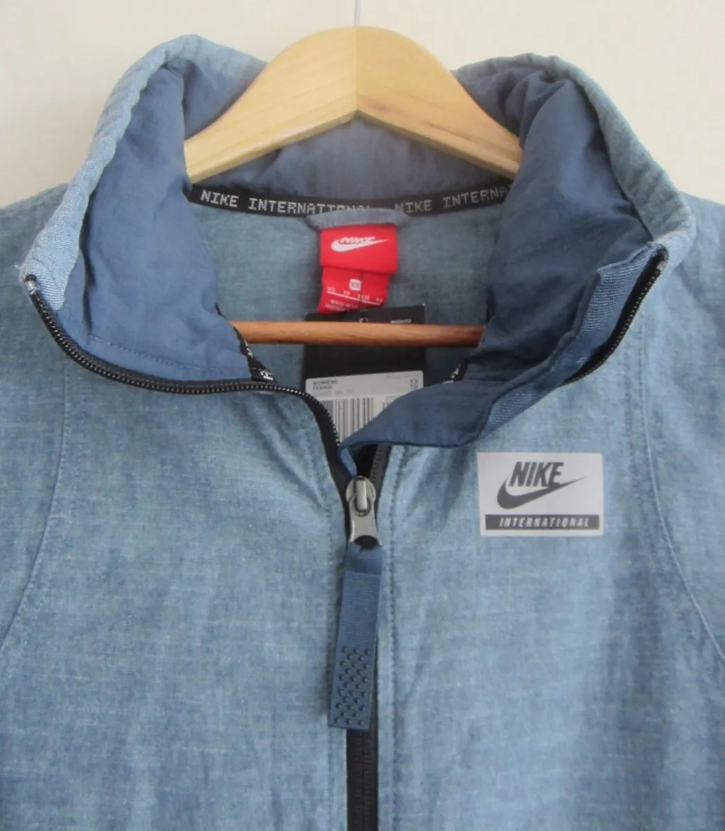 Nike International Jacket - Blauw - XS