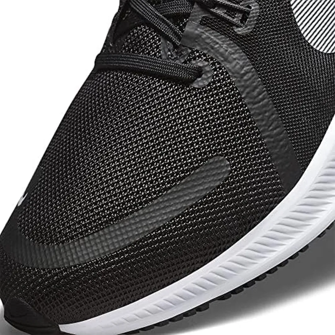 Nike Quest 4 Sportschoenen DA1105-006 - 47.5 - Zwart/Wit