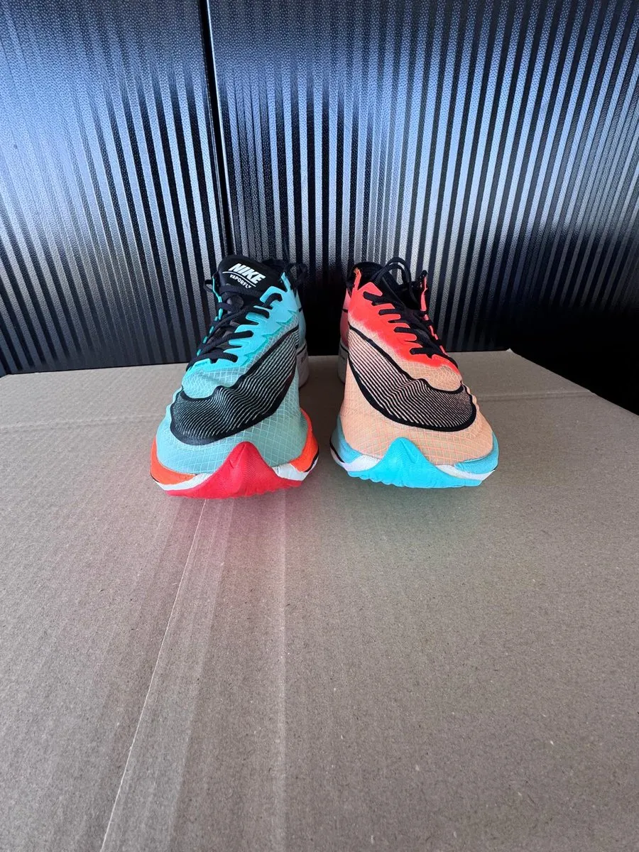 Nike ZoomX Vaporfly Next Hardloopschoen 44 - Groen/Oranje