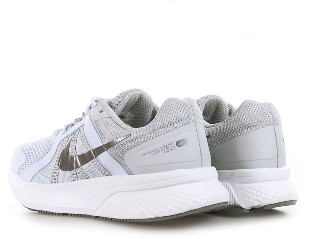 Nike Run Swift 2 Hardloopschoen CU3528-400 - Maat 41 - Lichtblauw