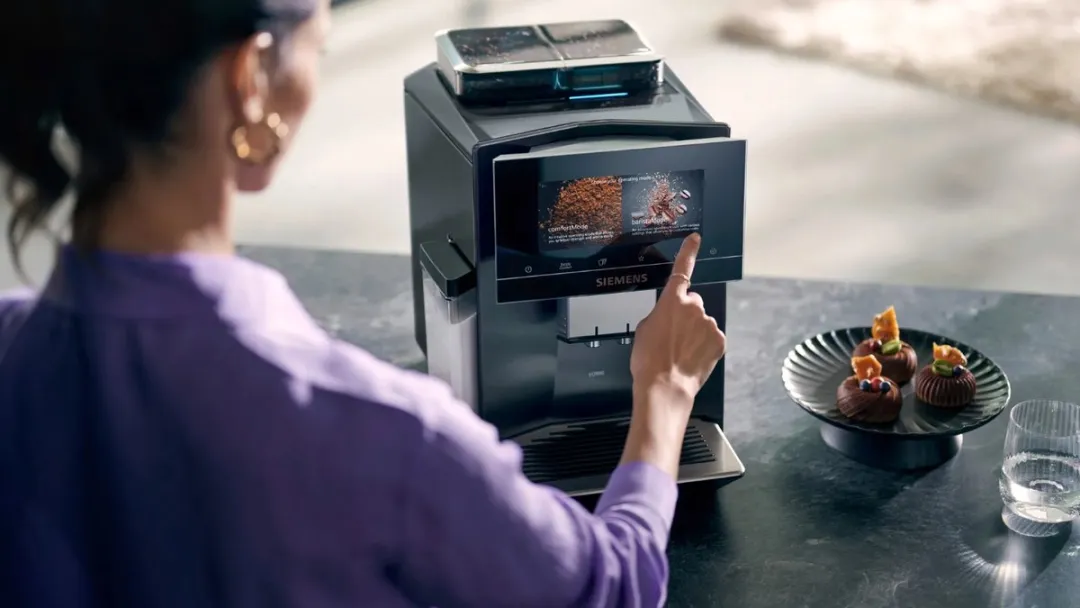 Siemens EQ900 TQ907R05 Volledig Automatische Koffiemachine - 2,3L - Zwart - afbeelding 4 van 6