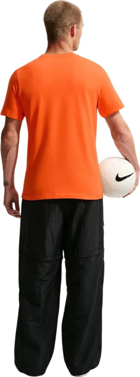 Nike Crest T-Shirt 2026-2028 - Oranje - Maat M