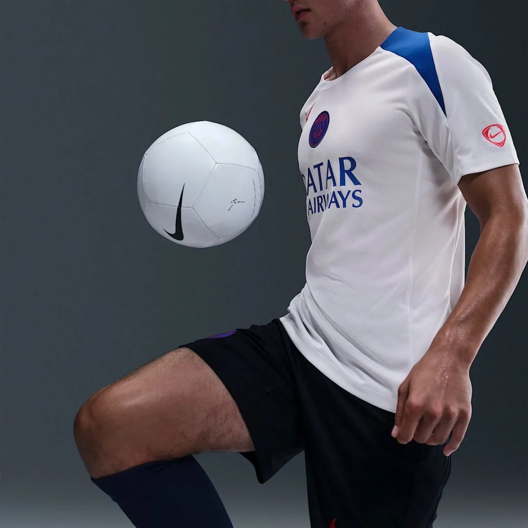 Nike PSG Strike 2025/26 Trainingsshirt HM3345-101 - XL - Wit/Blauw