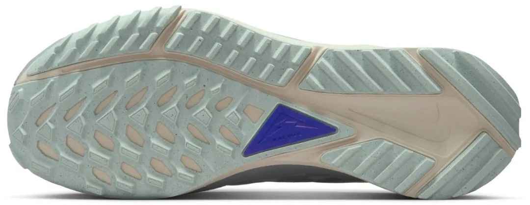 Nike Pegasus Trail 4 Wandelschoenen - 38.5 - Pearl Pink