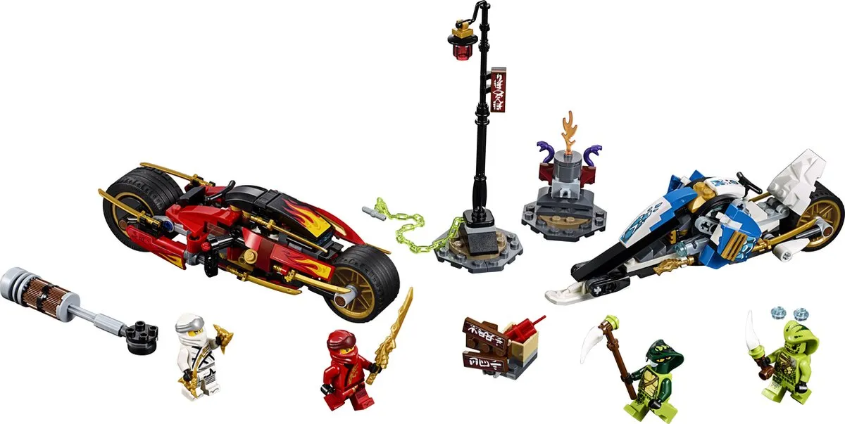 LEGO Ninjago Legacy Zwaardmotor & Sneeuwscooter - 376 Stukken - 4 Minifiguren - afbeelding 2 van 6