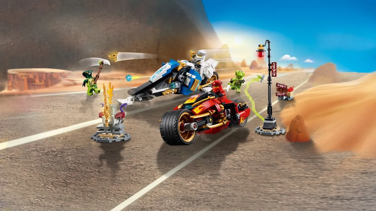 LEGO Ninjago Legacy Zwaardmotor & Sneeuwscooter - 376 Stukken - 4 Minifiguren - afbeelding 5 van 6