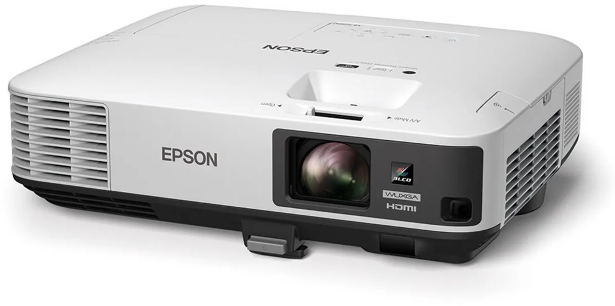 Epson EB-2250U Full HD Beamer - 2x HDMI, 2x 3,5mm AUX