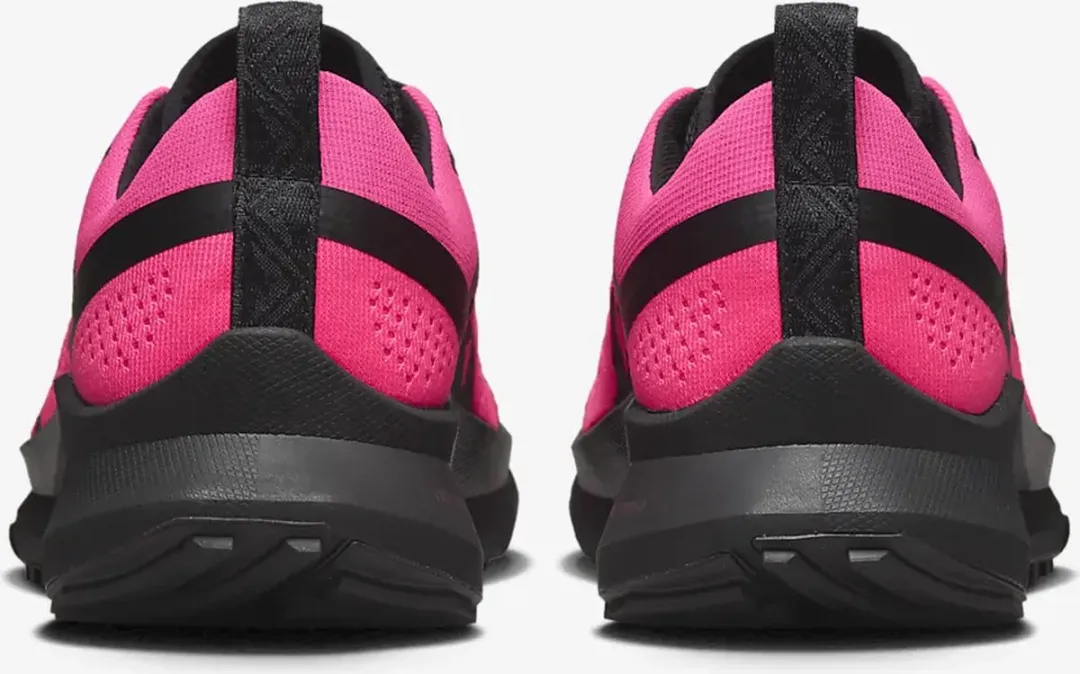 Nike React Pegasus Trail 4 - 39 Roze