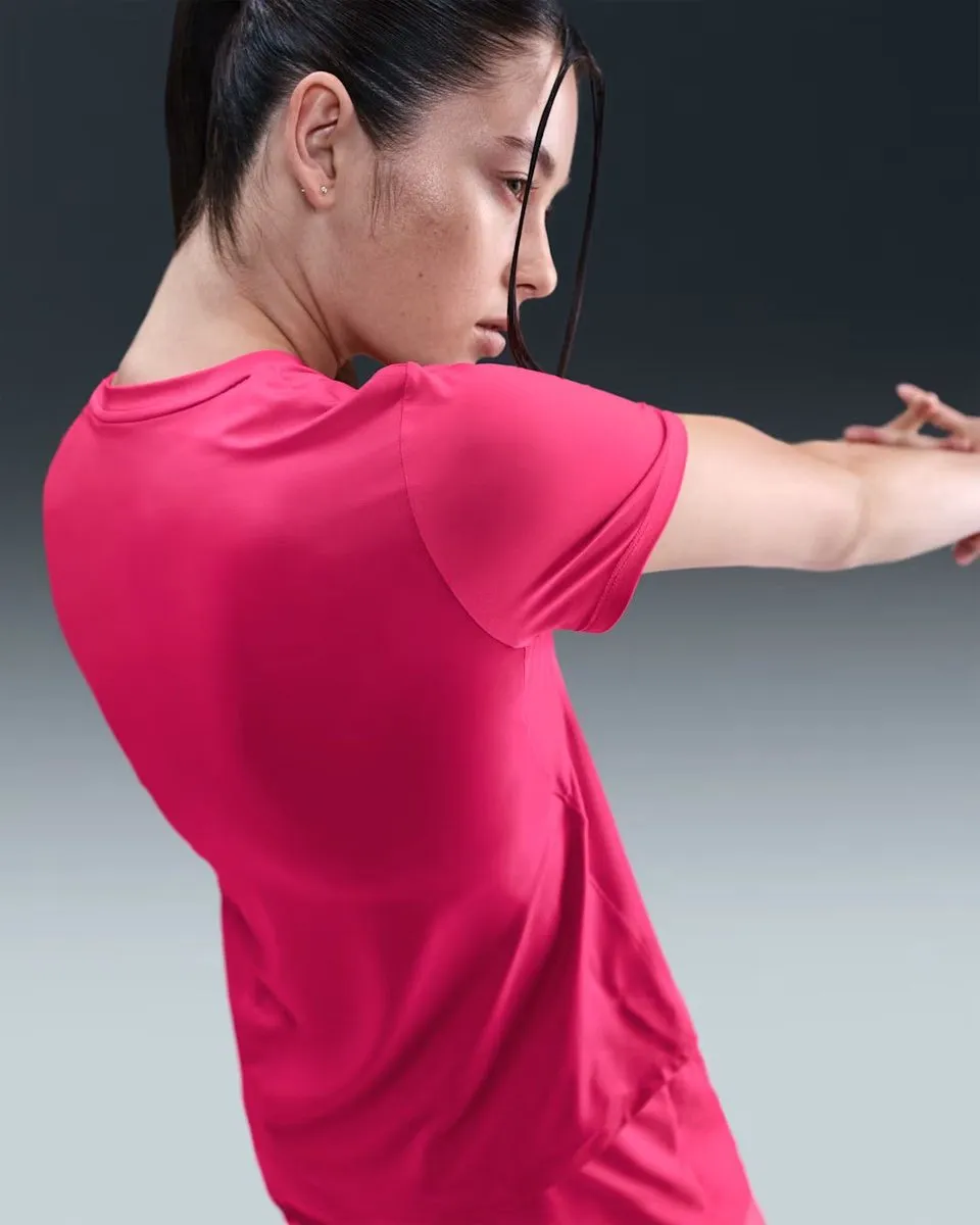 Nike One Classic Dri-FIT Training T-shirt - Rood L