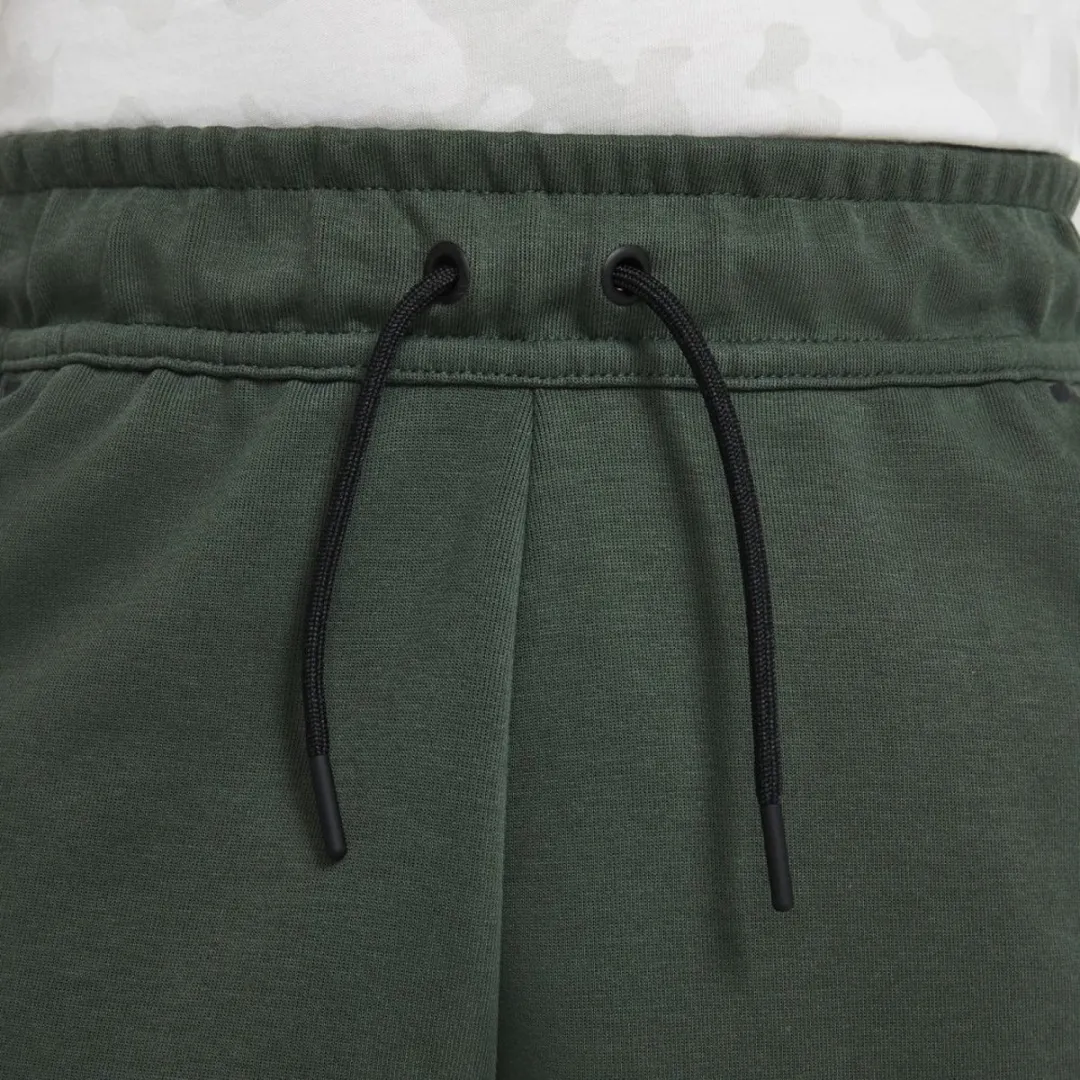 Nike Tech Fleece Jogger Kids - L - Donkergroen CU9213-337