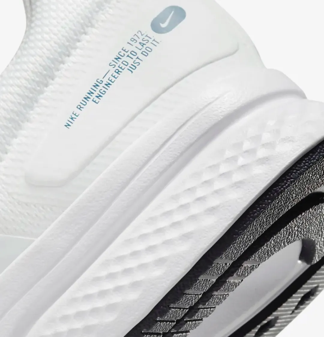 Nike Run Swift 2 Sportschoenen - Maat 41 - Wit/Blauw