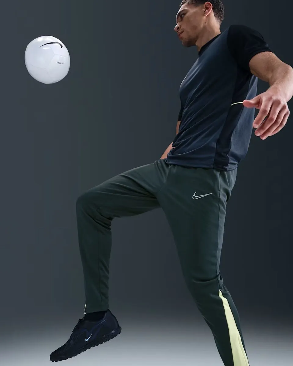 Nike Academy Winter Warrior Trainingsbroek FB6814-390 - S - Groen