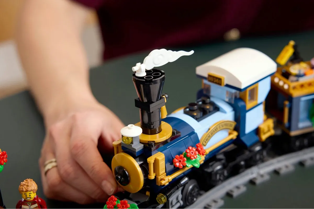 LEGO Icons Kersttrein 10361 - 956 Stukken