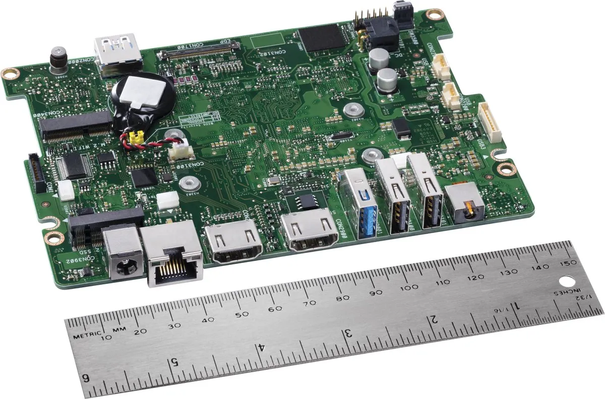 Intel NUC8CCHBN Rugged Board - N3350 - 2x HDMI 1x Ethernet