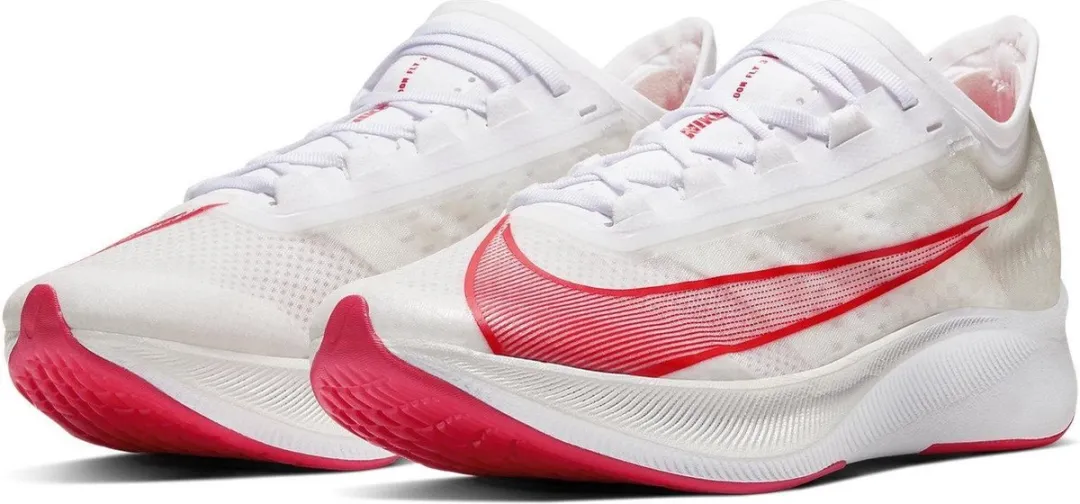 Nike Zoom Fly 3 AT8241-101 - Hardloopschoen 38 - Wit
