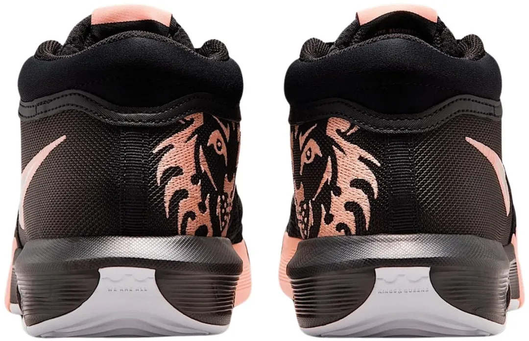 Nike LeBron Witness VIII Sportschoenen HQ2139-001 - Maat 43