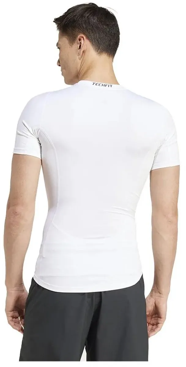 Adidas Techfit T-shirt Wit M