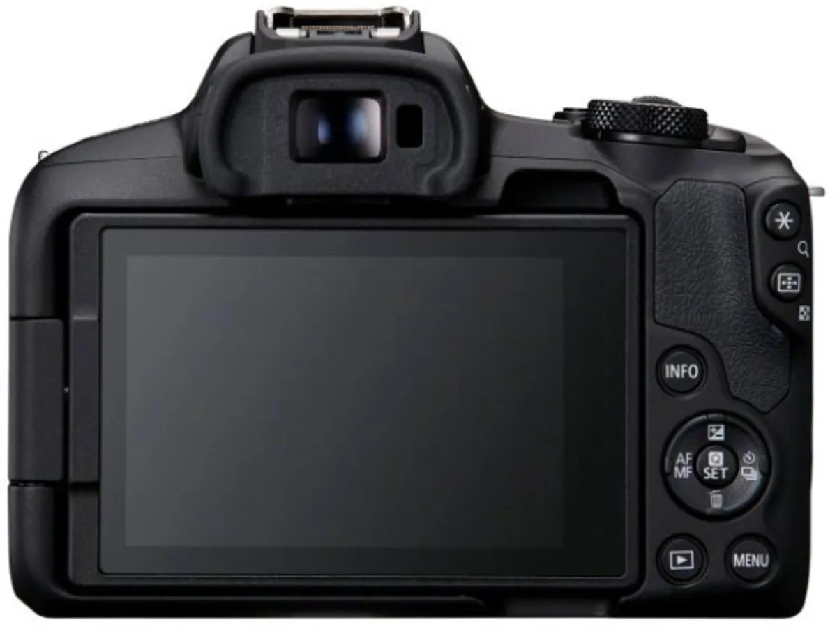 Canon EOS R50 Black RF-S 18-45mm RF 75-300mm - 15fps