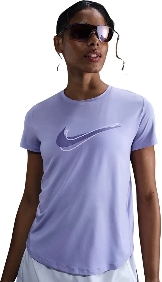 Nike One Dames T-shirt HJ2204-533 - Paars XS