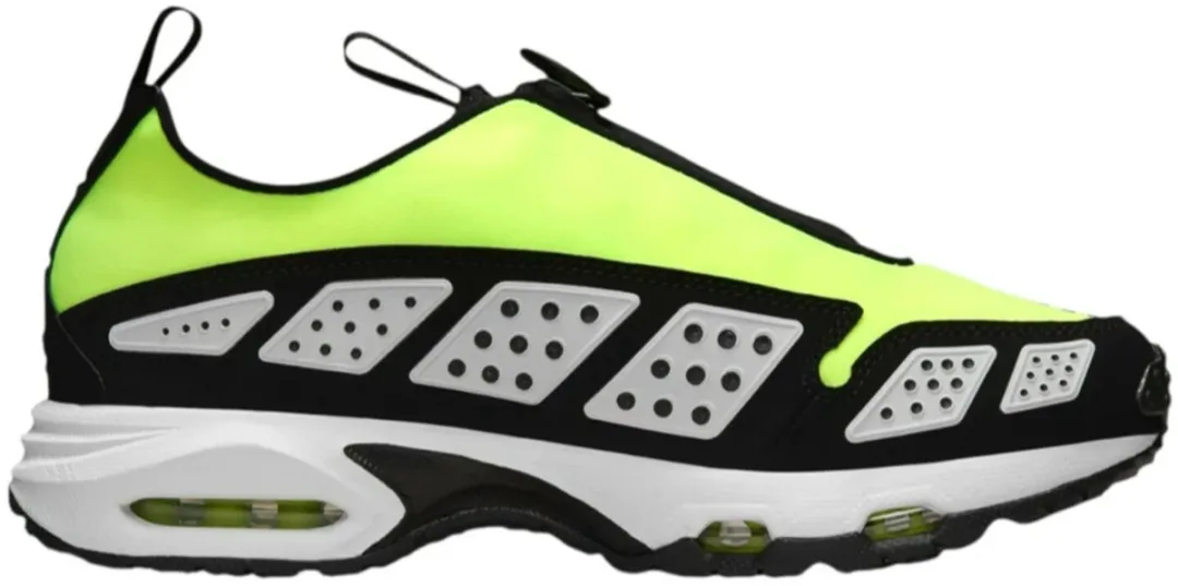 Nike Air Max SNDR FZ2068-700 Sportschoenen - Dames - Maat 40 - Groen/Zwart
