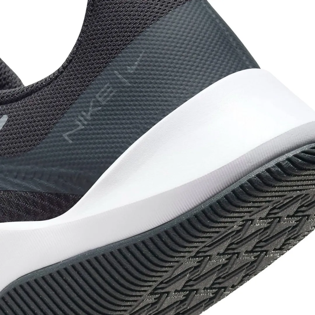 Nike MC Trainer 2 Sportschoen 44 - Zwart/Lichtgrijs