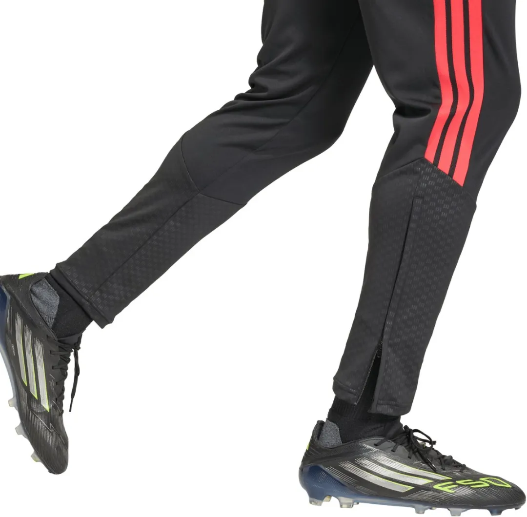 adidas Tiro 26 Competition Trainingsbroek KA5122 - M - Zwart-Rood