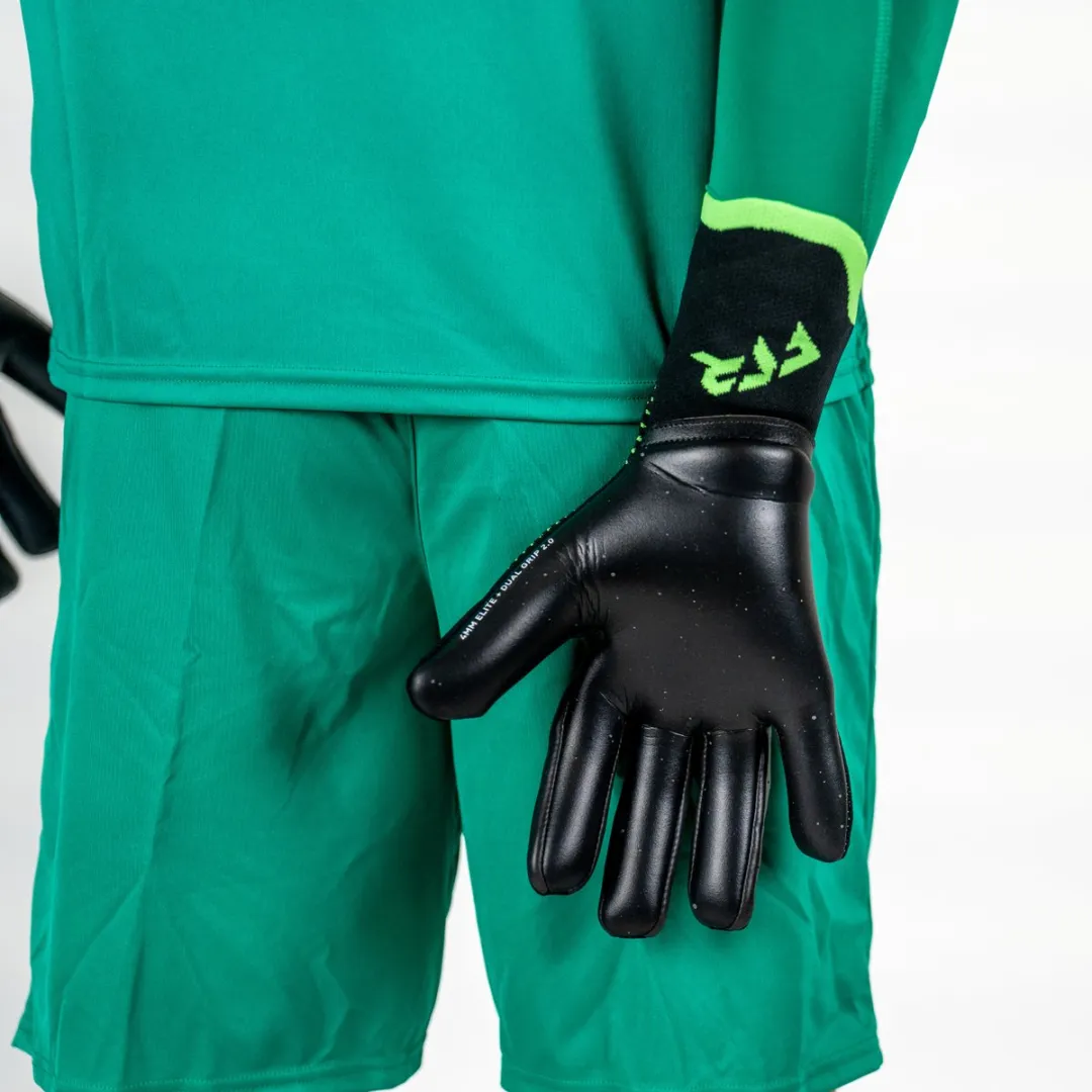 PUMA Future Ultimate NC Keepershandschoenen - Maat 9.5 - Zwart/Fluro Groen