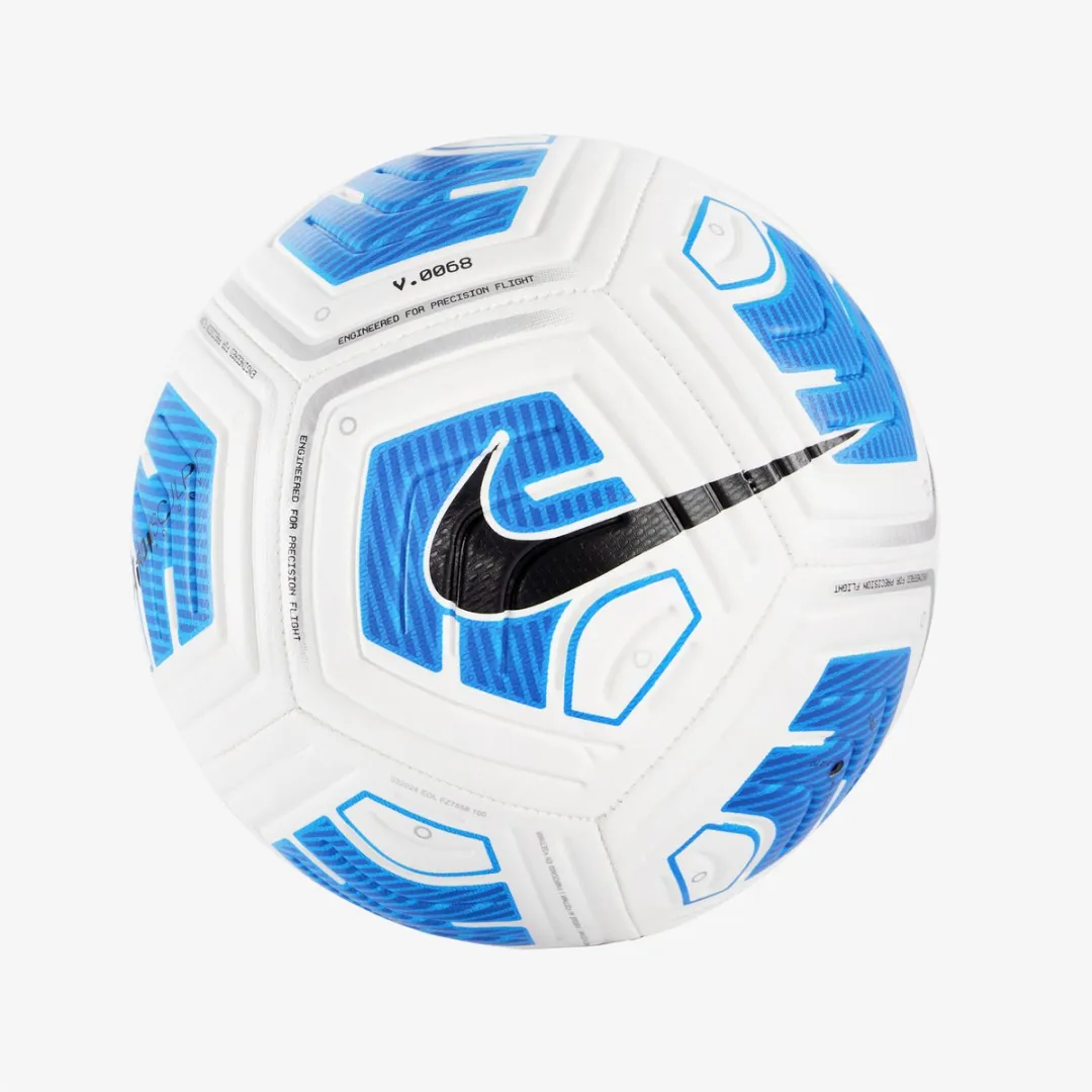 Nike Strike Voetbal