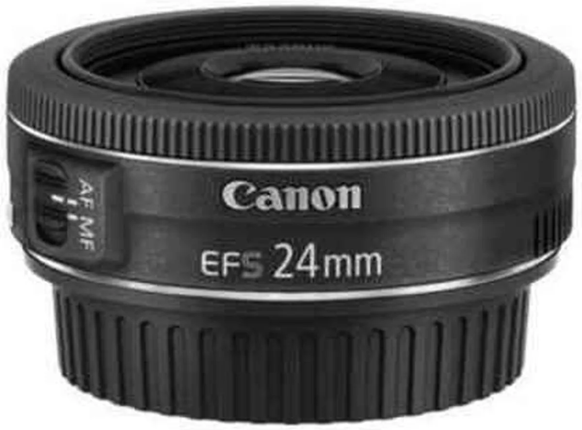 Canon EF-S 24mm f/2.8 STM Objectief - 52mm