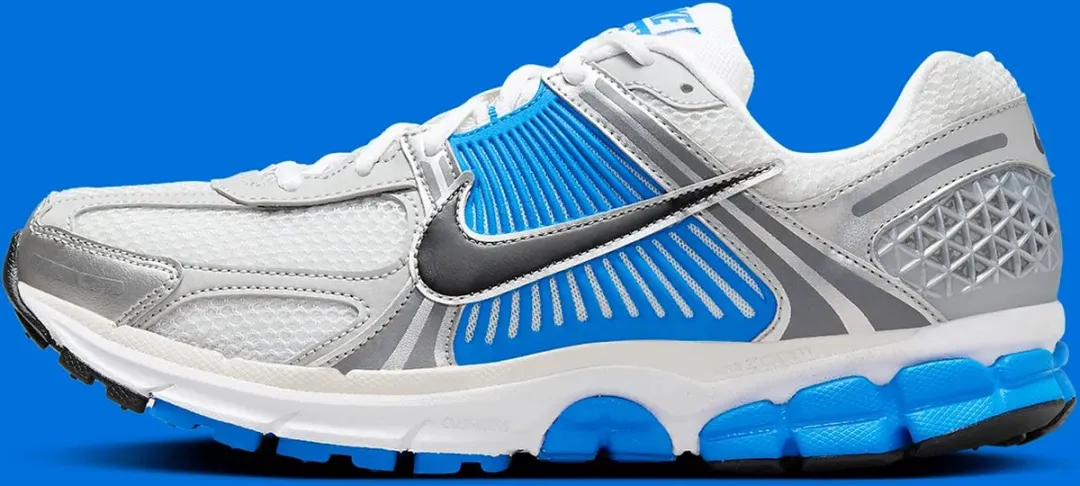 Nike Zoom Vomero 5 FJ4151-100 - Maat 45