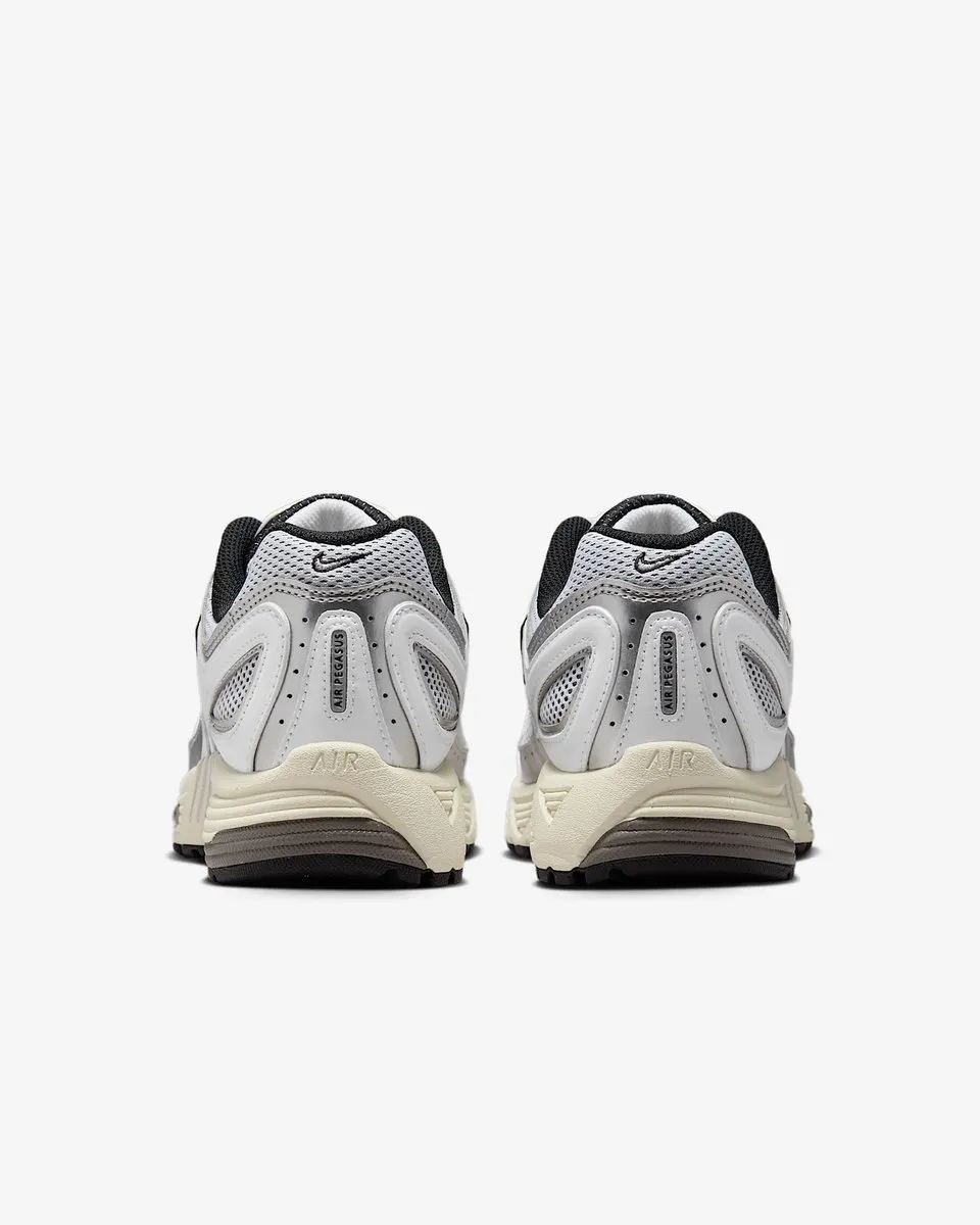 Nike Air Pegasus 2005 Dames Sneaker 38.5 - Wit