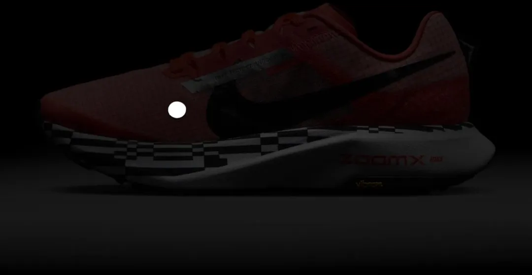 Nike ZoomX Ultrafly Trail - Maat 42 - Rood/Zwart/Wit - afbeelding 6 van 6