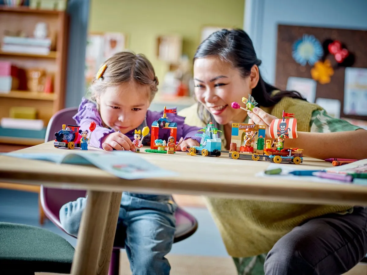 LEGO Disney Feesttrein 43212 - Meerkleurig - afbeelding 4 van 6