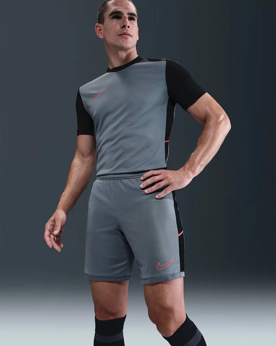 Nike Academy Dri-FIT Voetbalbroek HJ3796-066 - M - Zwart