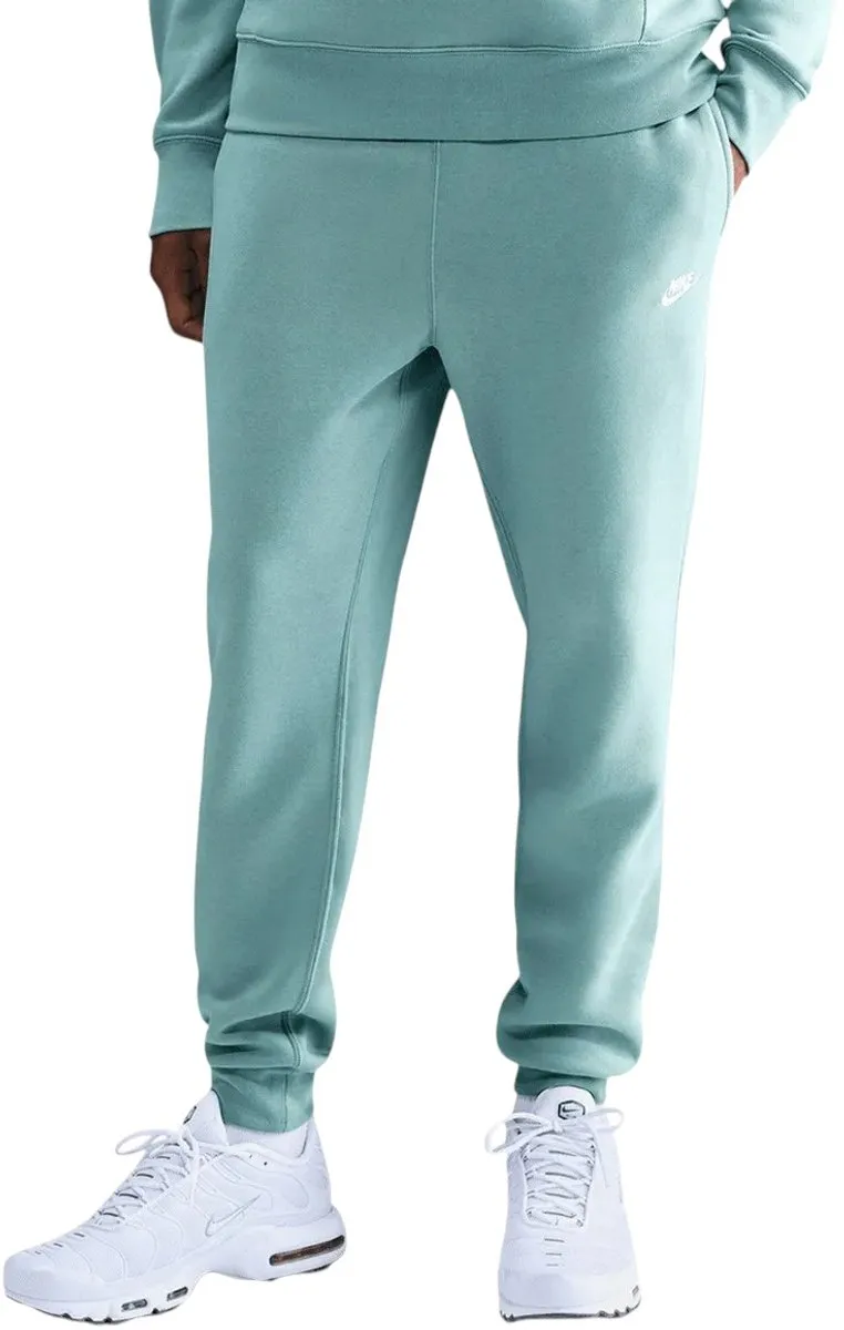 Nike Club Joggers FN3787-017