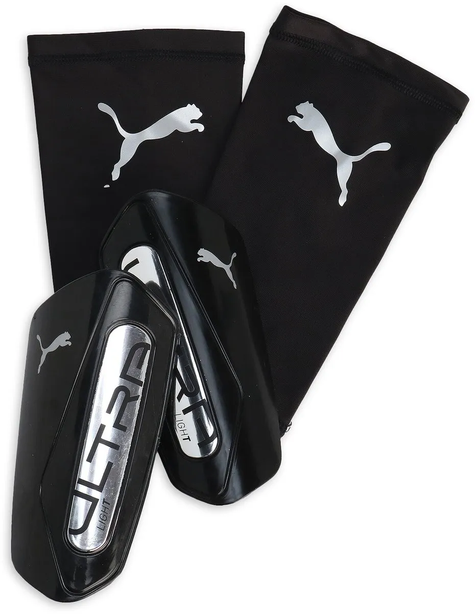 PUMA Ultra Light Sleeve Scheenbeschermer M - Zwart/Zilver