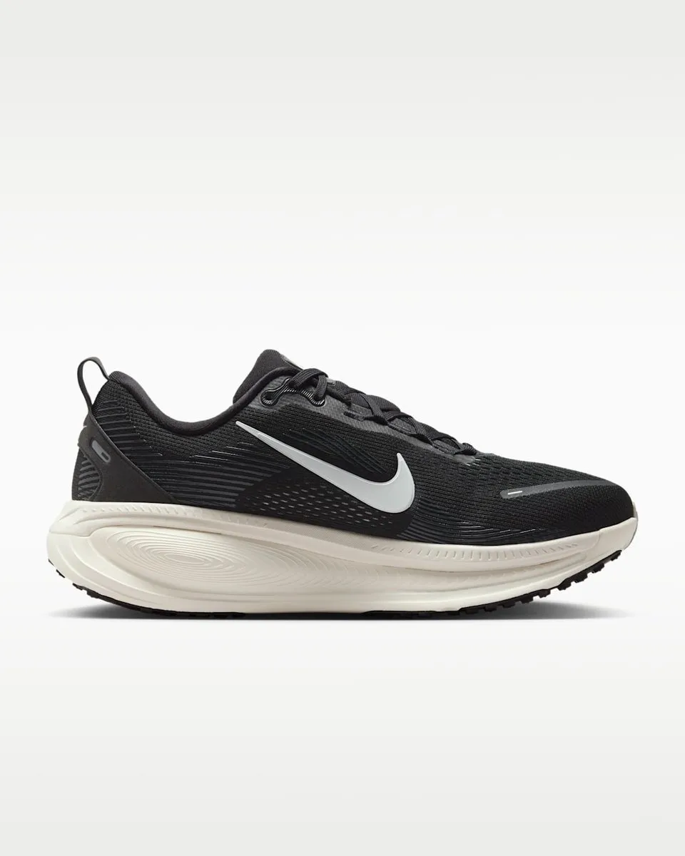Nike Vomero 18 Wide Hardloopschoen 41 - Zwart/Wit