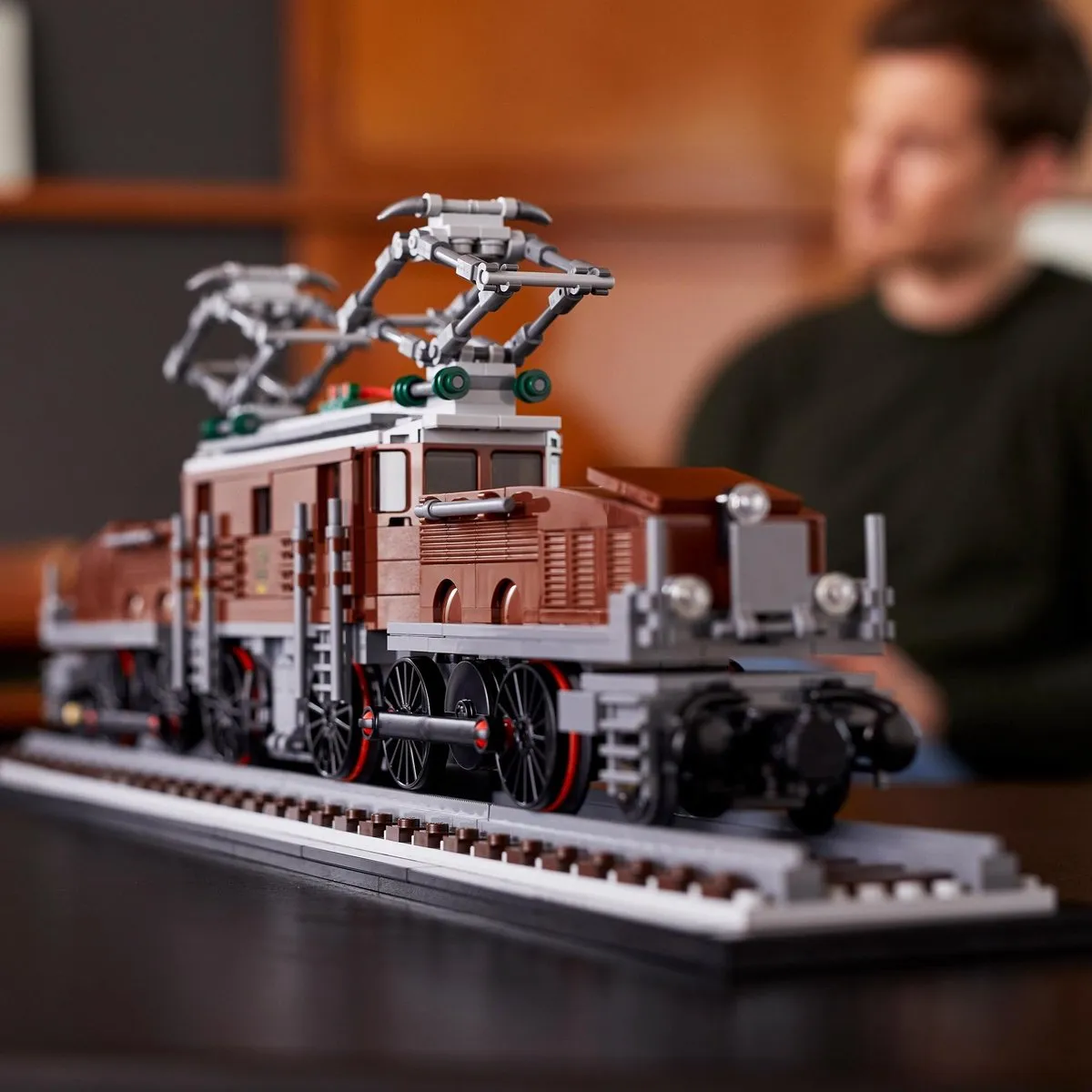 LEGO Creator Expert Krokodil Locomotief 10277 - 1271 Stukken - afbeelding 6 van 6
