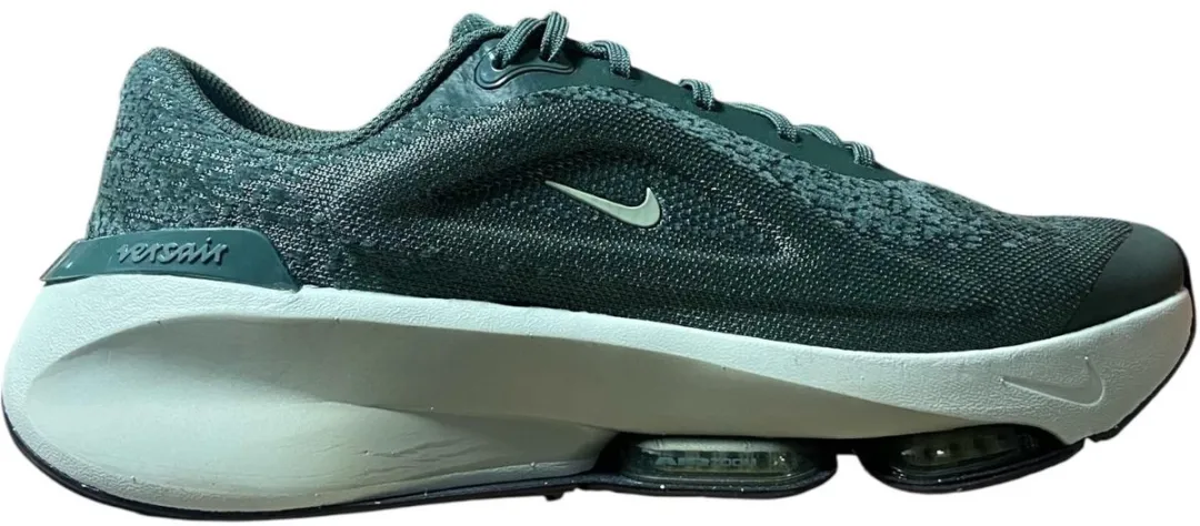Nike Versair