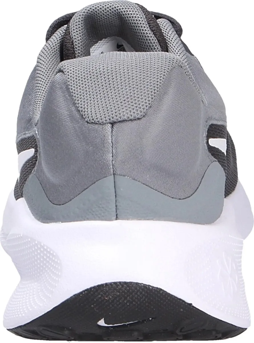 Nike Revolution 7 Heren Sportschoen 40.5 - Grijs/Zwart