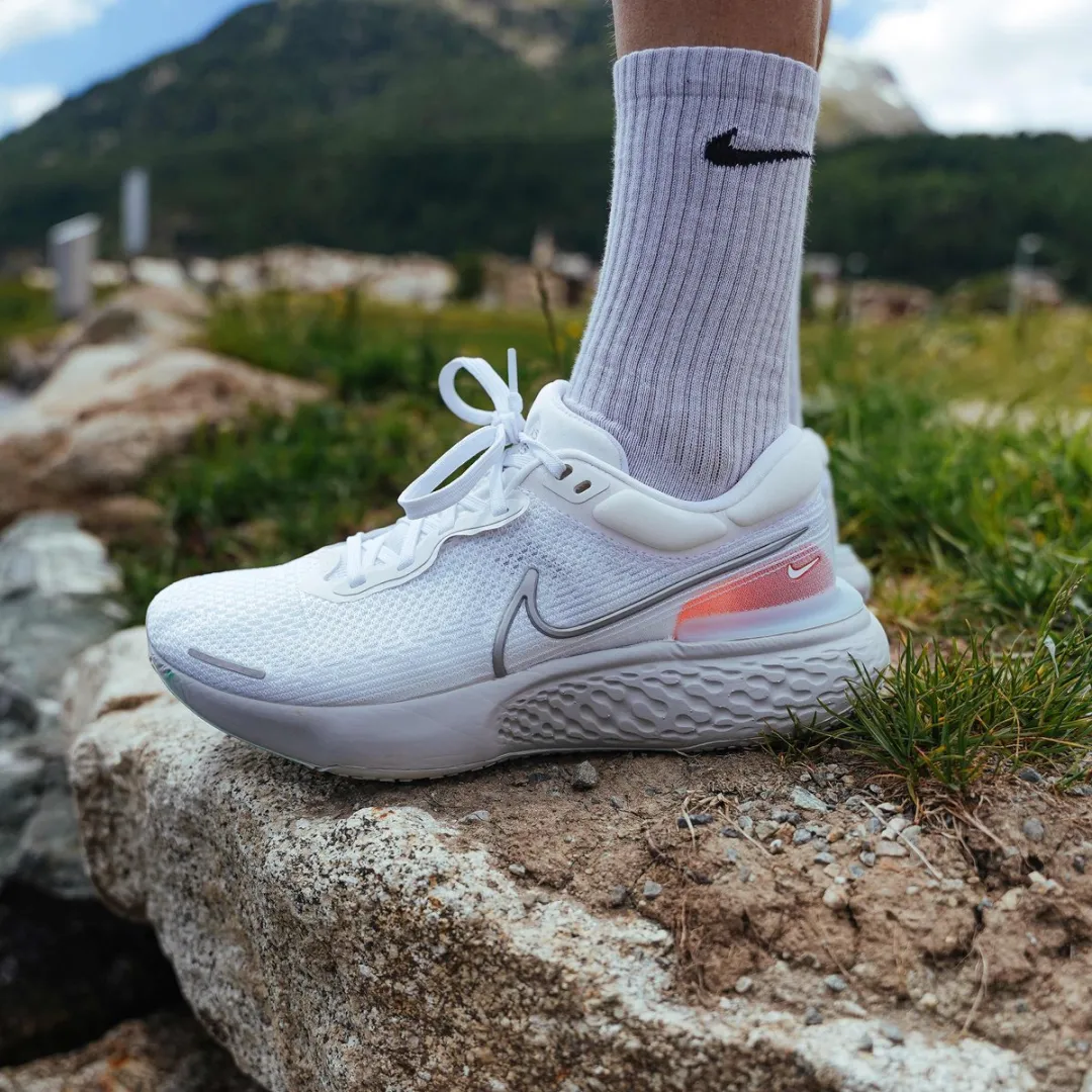 Nike ZoomX Invincible Run Flyknit
