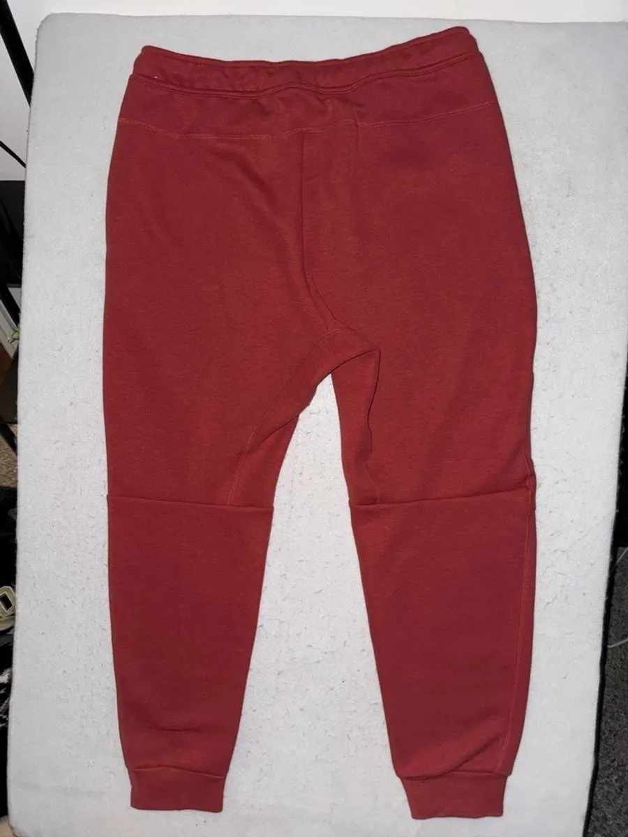 Nike Joggingbroek Heren M - Donkerroze
