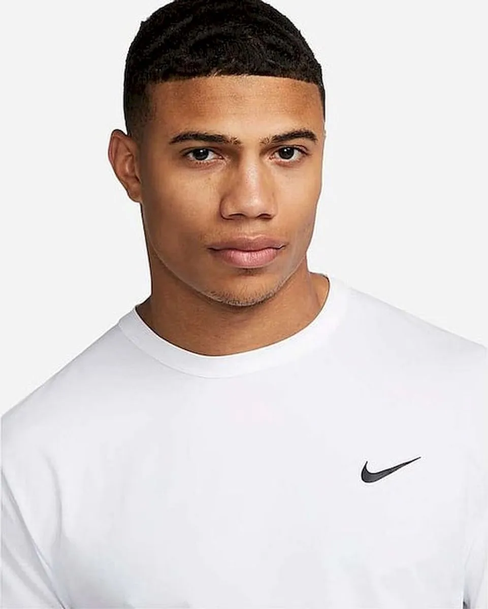 Nike Essential Solid Strandshirt Heren NESSA586-100 - Wit - XXL